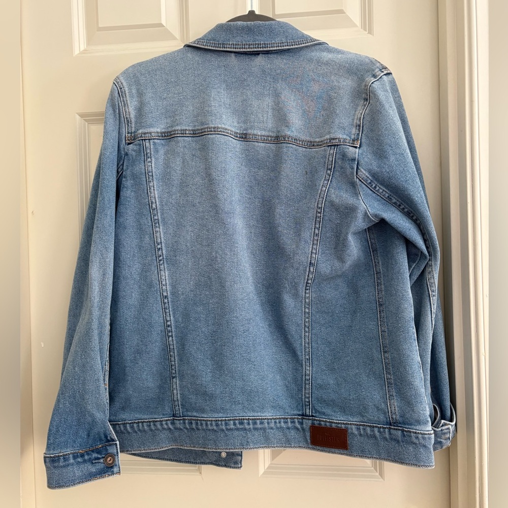 Hollister Women’s Denim Jacket - Picture 2 of 7